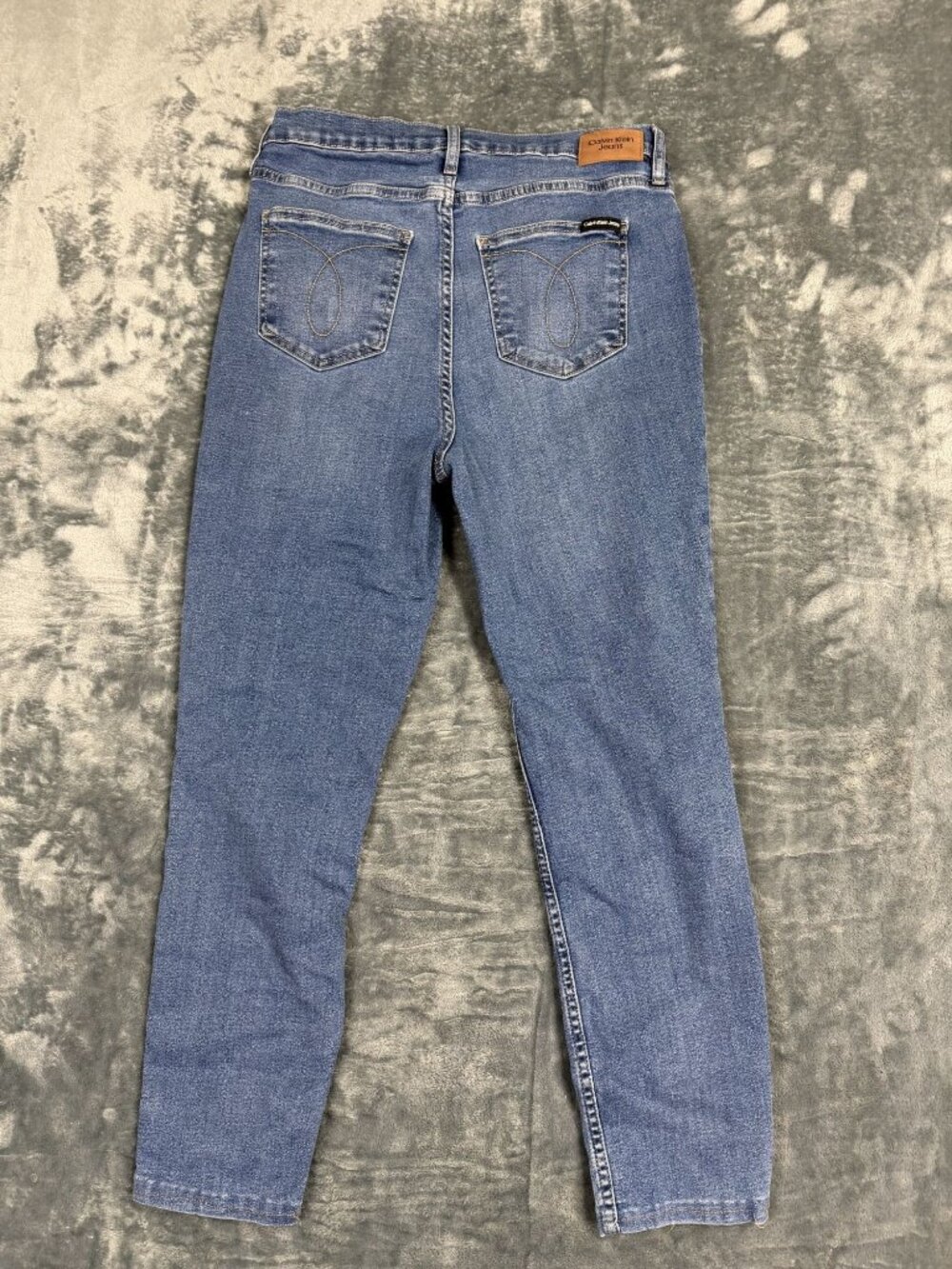 Calvin Klein Womens Mid-Rise Straight Leg Jeans Size 10 Medium Wash - Picture 7 of 10